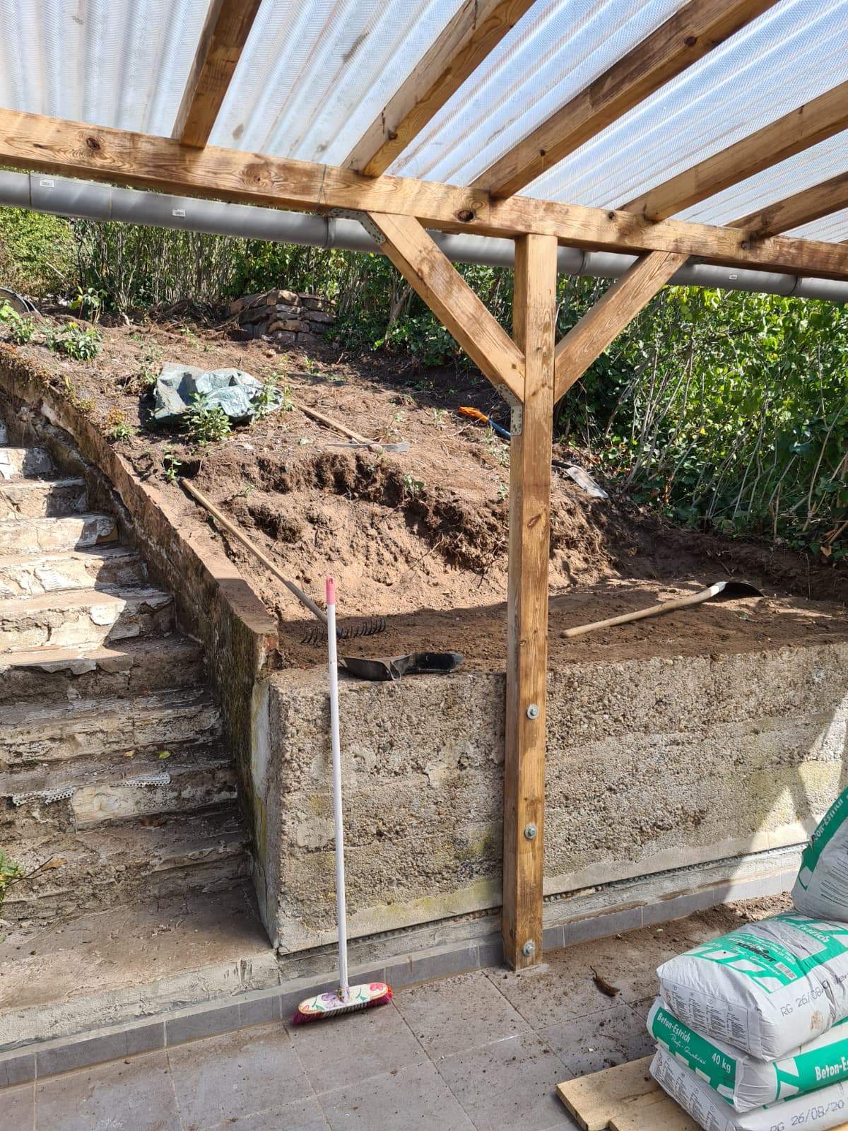 Gartenpflege Projekt 2 – Vorher